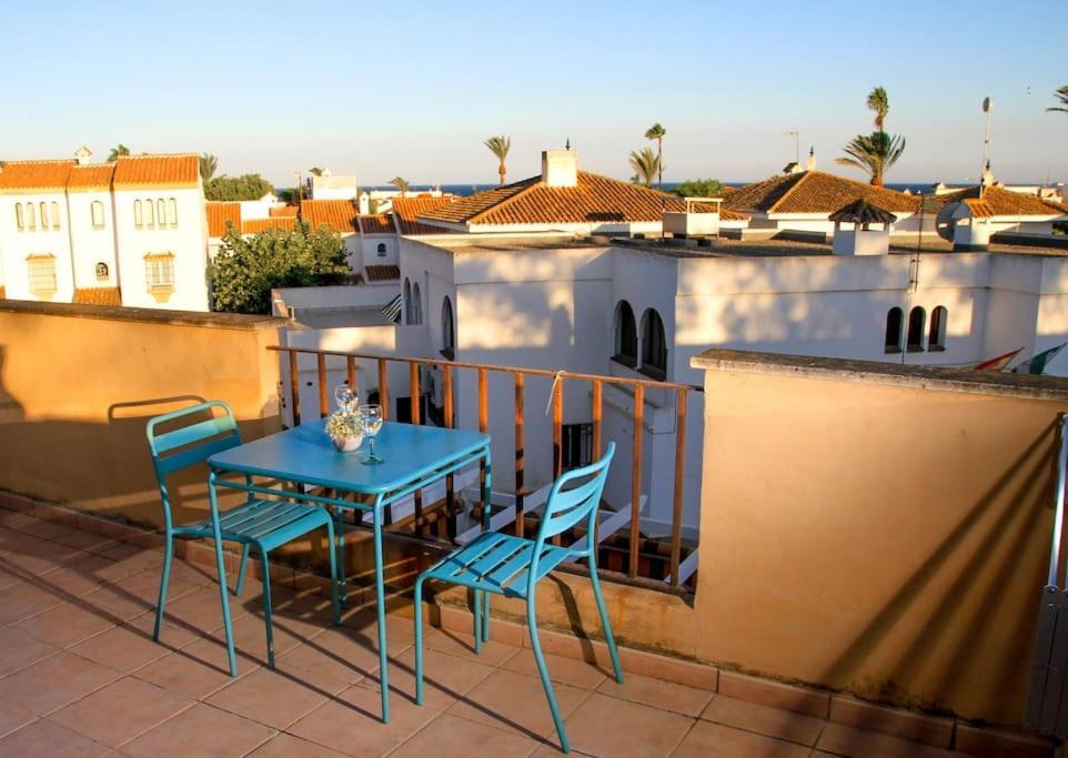 Апартаменты Atico Con Gran Terraza A 50 Metros De La Playa De Casares Сан-Луис-де-Сабинильяс Экстерьер фото
